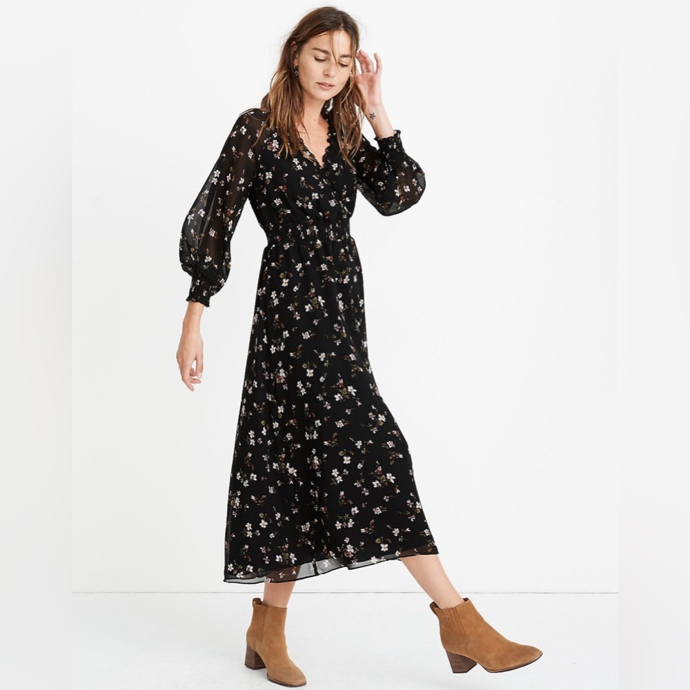 Madewell Georgette Smocked Midi Dress in Backyard Blooms Size L